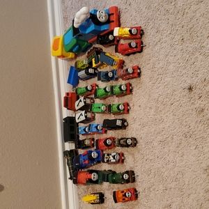 35 piece Thomas and Friends trains